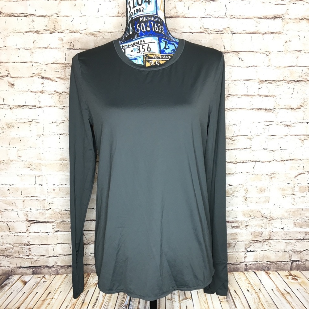 ATHLETA Women’s Black Shirt With Thumb Hole